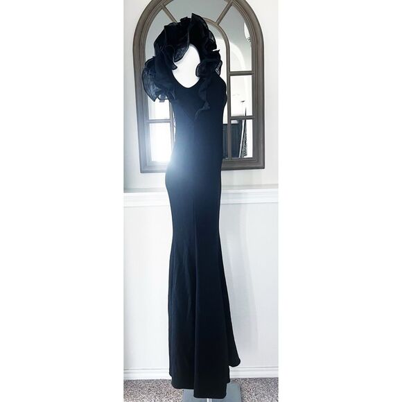 Aidan Mattox One-Shoulder Gown with Organza, Black, NWT, Size 4 - Picture 7 of 12